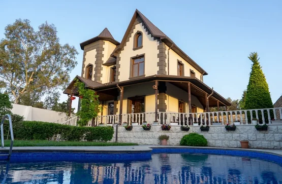 4 otaqlı kirayə villa