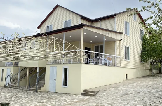 3 otaqlı kirayə bağ evi